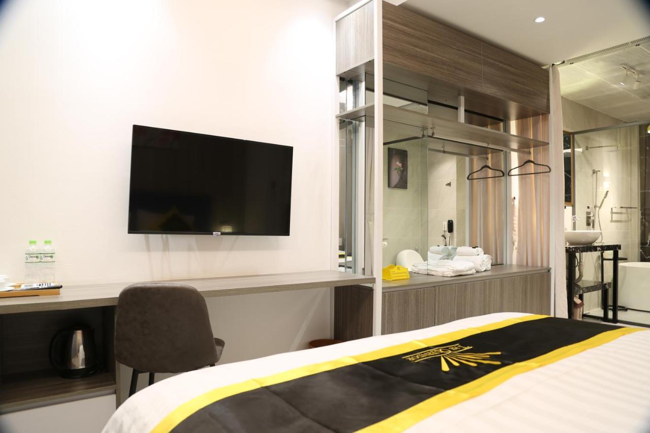 הו צ'י מין סיטי The Queendor Boutique Hotel מראה חיצוני תמונה